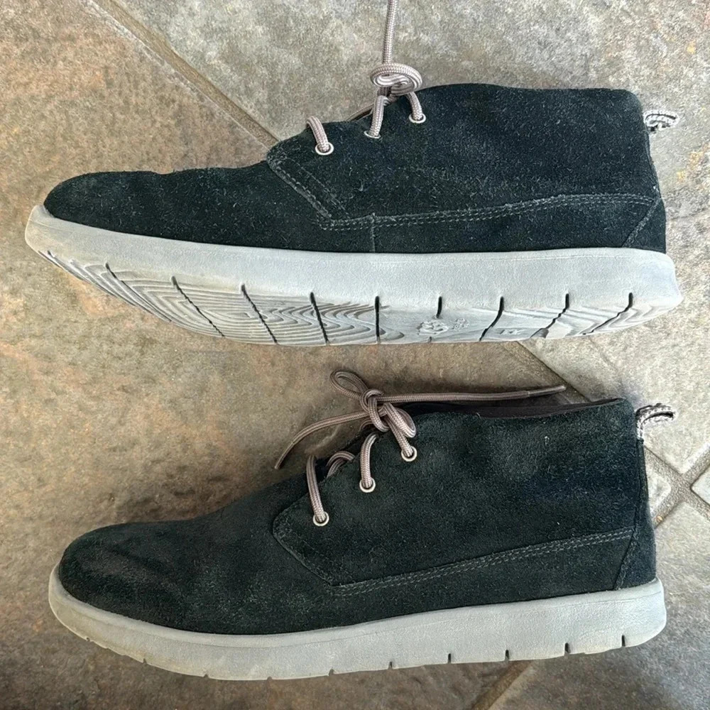 Ugg Lace Up Shoes - Picture 6 of 7